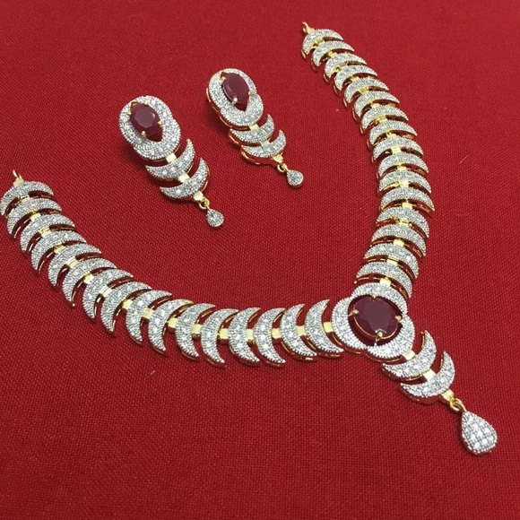 Jewelry - Picture 1 of 1